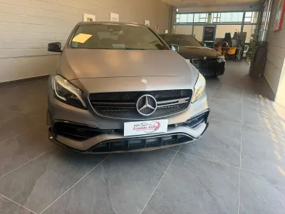 Usata Mercedes A45 AMG AMG 381 CV (280 kW) 2016 Grigio daytona Utilitaria