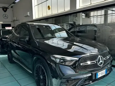 Usata Mercedes GLC300 AMG Line Premium Plus 269 CV (197 kW) 2023 Nero SUV
