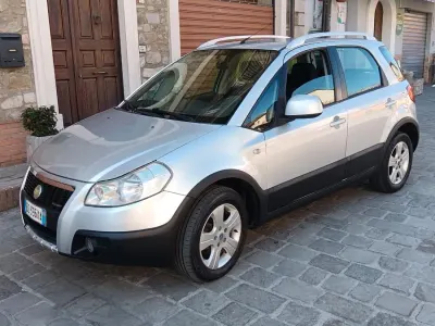 Usata Fiat Sedici Dynamic 120 CV (88 kW) 2007 Grigio SUV
