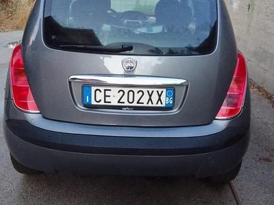 Usata Lancia Ypsilon