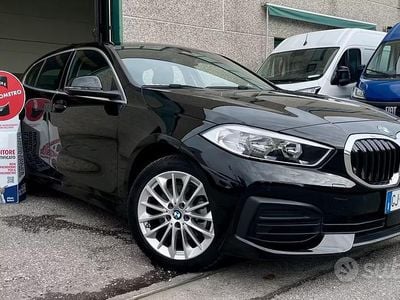 Usata BMW 116 Advantage 116 CV (85 kW) 2022 Nero Utilitaria