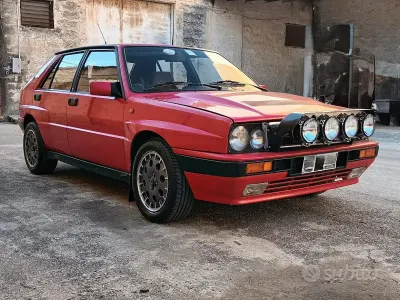 Usata Lancia Delta 181 CV (133 kW) 1988 Rosso Utilitaria