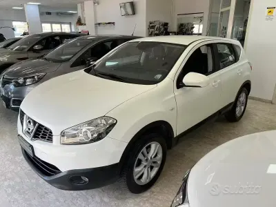 Usata Nissan Qashqai Acenta 116 CV (85 kW) 2014 Bianco SUV