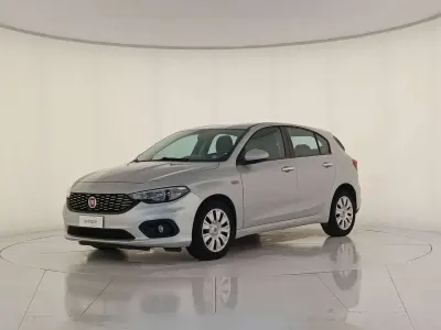 Usata Fiat Tipo Business 95 CV (69 kW) 2018 Grigio maestro Berlina