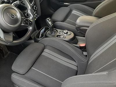 Usata Mini Cooper SE 75 kW (102 CV) 2022 Grigio Utilitaria