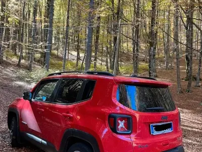 Usata Jeep Renegade Trailhawk 170 CV (125 kW) 2018 Rosso SUV