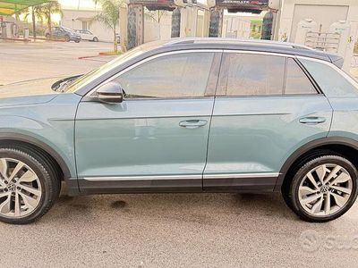 Usata VW T-Roc 2022 Blu SUV