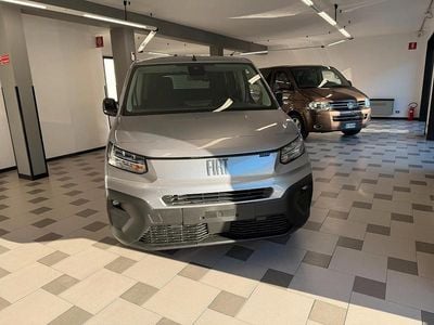 Nuova Fiat Doblò 131 CV (96 kW) 2025 Grigio Monovolume