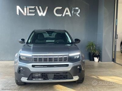 Nuova Jeep Avenger Altitude 110 CV (80 kW) 2025 Grigio SUV