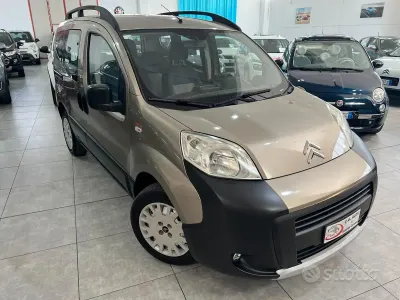 Usata Citroën Nemo SELECTION 75 CV (55 kW) 2011 Giallo Monovolume