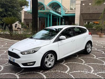 Usata Ford Focus 95 CV (69 kW) 2016 Bianco Berlina