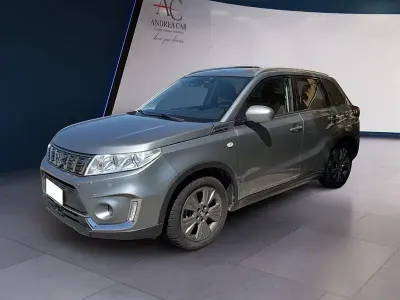 Usata Suzuki Vitara Cool 111 CV (81 kW) 2020 Grigio SUV