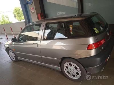 Usata Alfa Romeo 145 Quadrifoglio Verde 1995 Grigio Utilitaria