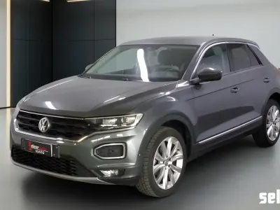 Usata VW T-Roc Advance 150 CV (110 kW) 2019 6y grigio daytona perla SUV