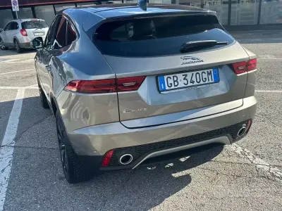 Usata Jaguar E-Pace 150 CV (110 kW) 2020 Grigio SUV