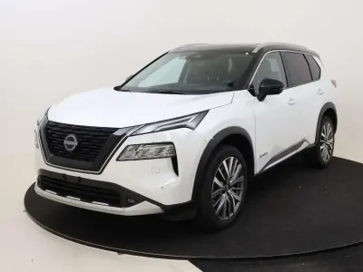 Nuova Nissan X-Trail Pack 158 CV (116 kW) 2026 Bianco perla tetto nero SUV