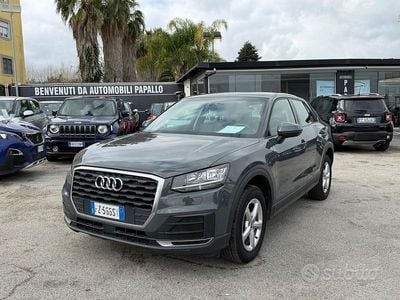 Usata Audi Q2 Admired 116 CV (85 kW) 2019 Grigio SUV