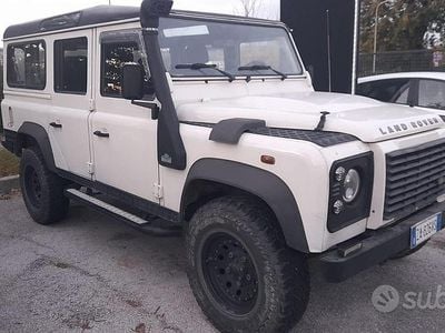 Usata Land Rover Defender 122 CV (89 kW) 2010 Bianco Station wagon