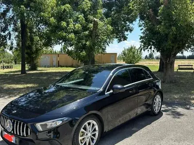 Usata Mercedes 180 Premium 136 CV (100 kW) 2021 Nero Berlina
