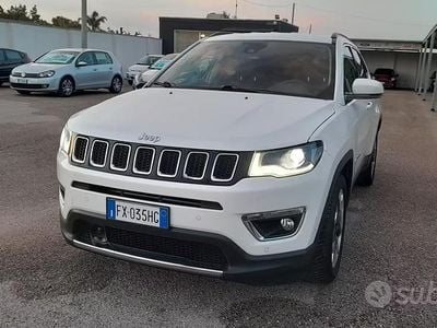 Usado Jeep Compass Limited 120 CV (88 kW) 2019 Blanco SUV