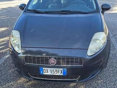 Usata Fiat Grande Punto Dynamic 75 CV (55 kW) 2009 Utilitaria