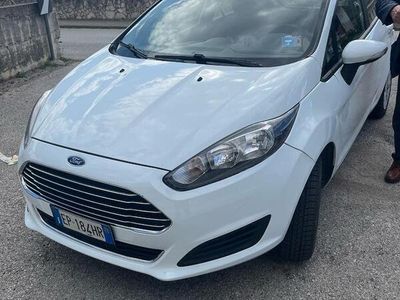 Usata Ford Fiesta 75 CV (55 kW) 2013 Utilitaria