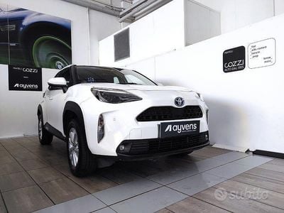 Usata Toyota Yaris Cross Business Edition 92 CV (67 kW) 2022 Bianco SUV