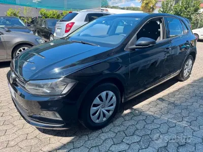 Begagnad VW Polo Trendline 80 HK (58 kW) 2019 Svart Halvkombi