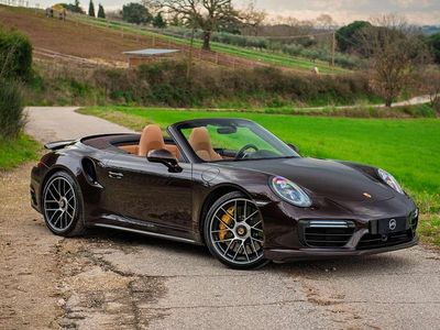 Usata Porsche 991 581 CV (427 kW) 2017 Y8 mogano met. Cabrio