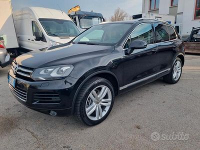 usata VW Touareg 3.0 TDI 245 CV tiptronic BlueMo