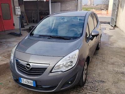 Usata Opel Meriva 95 CV (69 kW) 2014 Grigio Monovolume