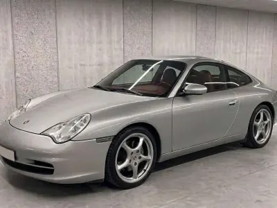 Usata Porsche 996 320 CV (235 kW) 2002 Argento Coupé