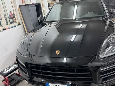 Usata Porsche Cayenne 2021 Nero SUV