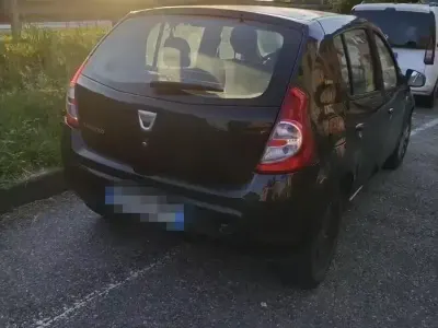 Brugt Dacia Sandero 75 HK (55 kW) 2012 Sort Sedan