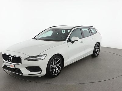 Usata Volvo V60 Momentum 190 CV (139 kW) 2019 Bianco Station wagon