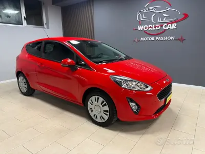 Usata Ford Fiesta Trend 86 CV (63 kW) 2020 Rosso Utilitaria