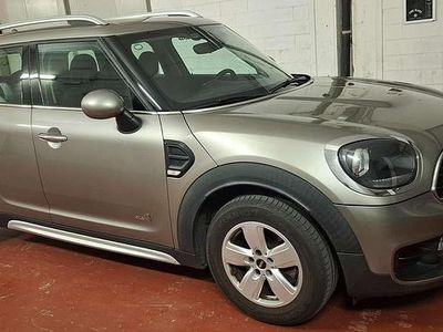 Occasion Mini Cooper D Countryman Business 150 ch (110 kW) 2017 Argent SUV