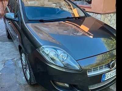 Usata Fiat Bravo 120 CV (88 kW) 2011 Grigio Utilitaria