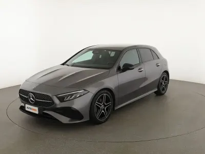 Usata Mercedes A180 AMG line 116 CV (85 kW) 2023 Grigio