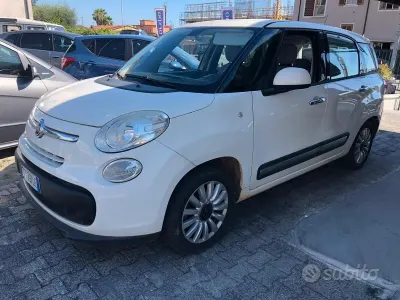 Usata Fiat 500L Living 95 CV (69 kW) 2016 Bianco Monovolume