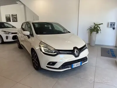 Usata Renault Clio IV Intens 73 CV (53 kW) 2017 Bianco Berlina