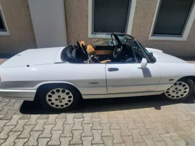 Usata Alfa Romeo Spider 122 CV (89 kW) 1992 Cabrio