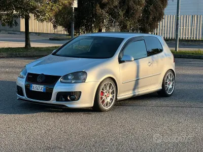 Usata VW Golf V GTI 230 CV (169 kW) 2008 Grigio Utilitaria