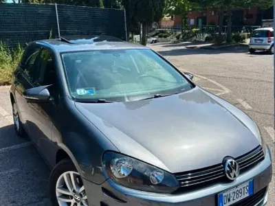 Begagnad VW Golf VI 110 HK (80 kW) 2009 Grå Halvkombi