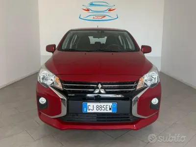 Usata Mitsubishi Space Star Intense 71 CV (52 kW) 2022 Rosso Utilitaria