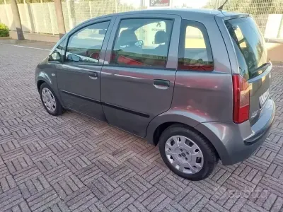 Usata Fiat Idea Emotion 95 CV (69 kW) 2005 Grigio Monovolume