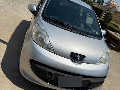 Usata Peugeot 107 68 CV (50 kW) 2007 Grigio Utilitaria