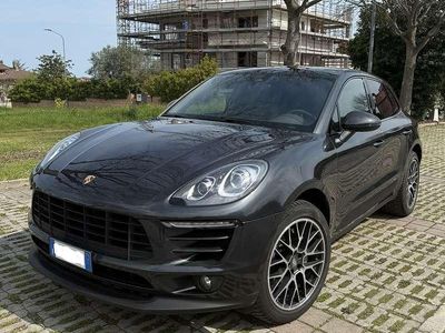 Usata Porsche Macan 250 CV (183 kW) 2017 Grigio SUV