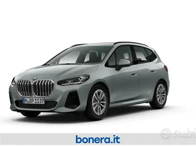 Neu BMW 218 Active Tourer M Sport 150 PS (110 kW) 2026 Grau Van / Kleinbus