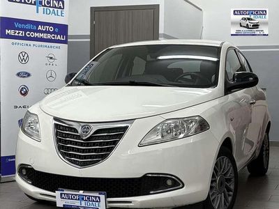 Usata Lancia Ypsilon Gold 95 CV (69 kW) 2012 Bianco Utilitaria
